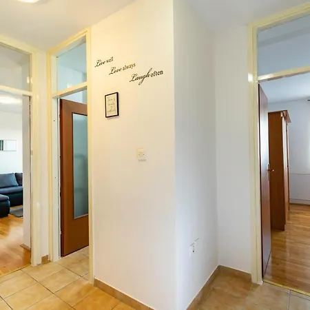 Apartament Brala