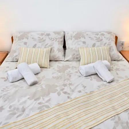 Apartament Brala *